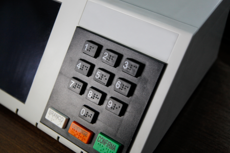 Prazo para tirar e regularizar título de eleitor vai até 6 de maio