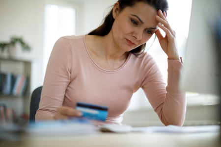 Estratégias de consumo aumentam volume de endividamento